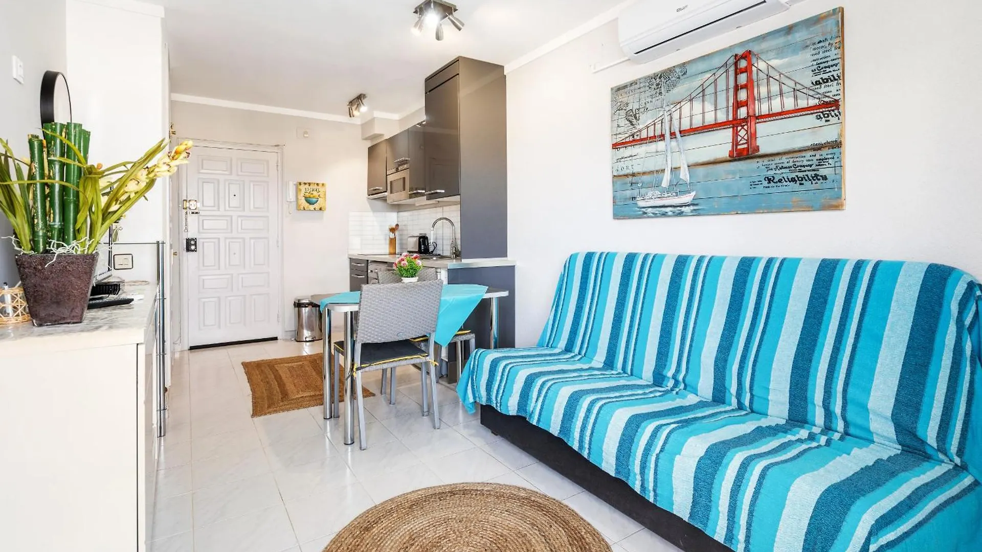Apartment Welcs Apartamento 214 Emp Con Vistas Al Canal Empuriabrava Spain