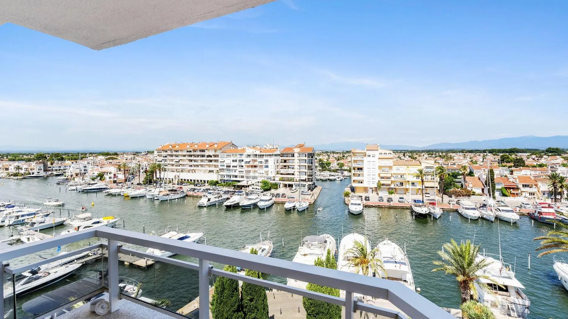 Welcs Apartamento 214 Emp Con Vistas Al Canal Empuriabrava